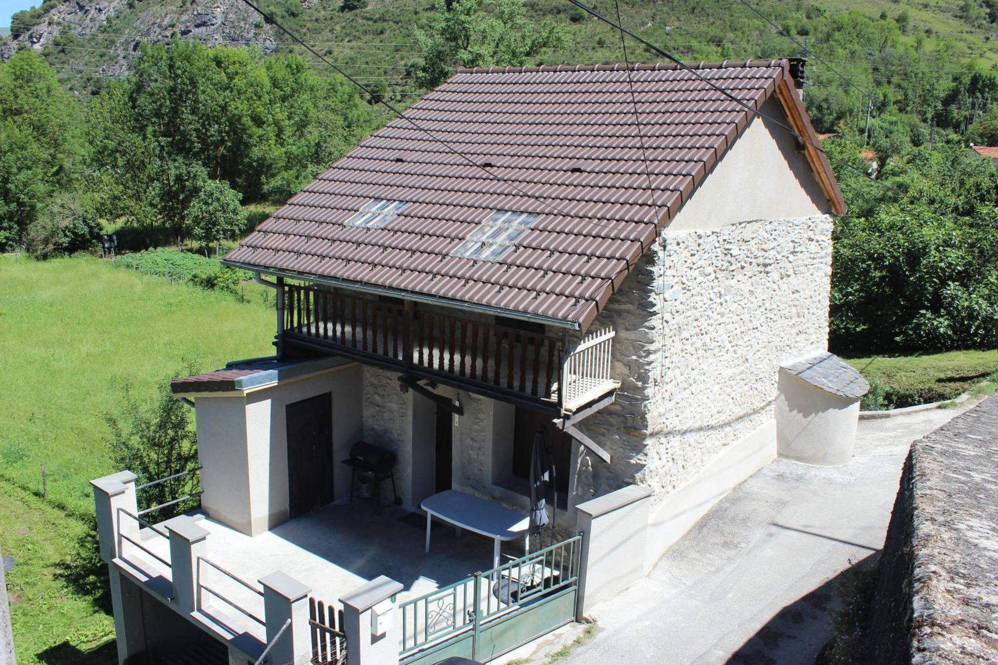Maison De Charme Calme Entouree De Montagne Ussat Ngoại thất bức ảnh